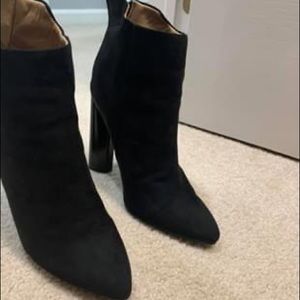 Ankle boots